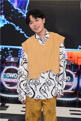 吴青峰新专辑结合「凹呜狼人杀」 自嘲：中年就业大不易