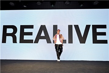 周汤豪身兼9职 宣告“做的是爱不是梦”  人生密码92 宣布演唱会开卖