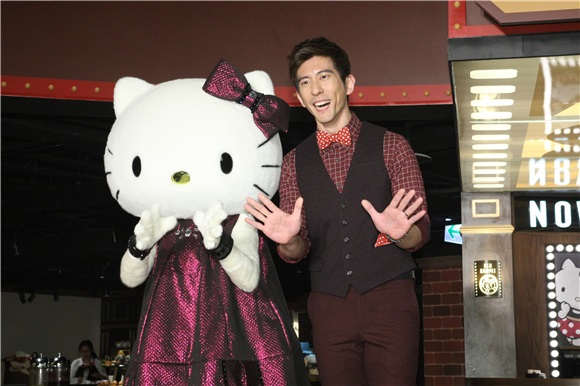 修杰楷 HELLO KITTY RED CARPET餐厅开幕活动