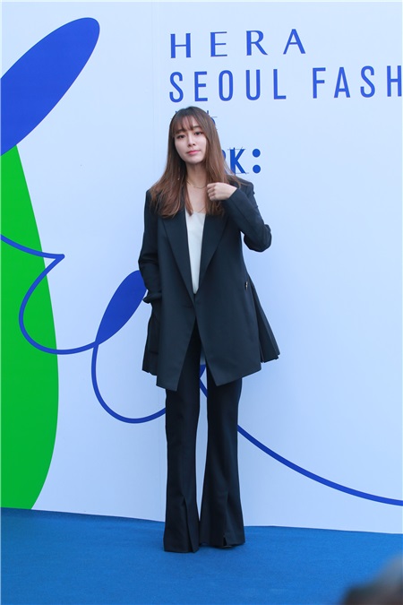 李珉廷、张水院、赵权、智淑等出席首尔时装周活动