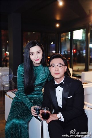 生日快乐！大鹏瞪眼合影范冰冰 网友：大黑牛马上就到