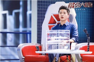 激烈比赛惊到魏坤琳