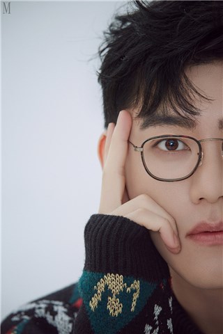 李程彬“森系”大片曝光 可盐可暖诠释秋冬时尚