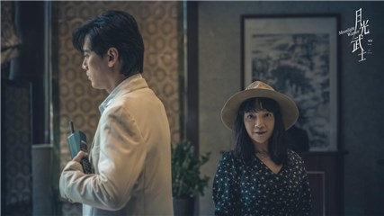 演员蔡珩、导演虹影