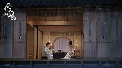 《凤囚凰》初融夫妇甜蜜升级 关晓彤榻前告白宋威龙