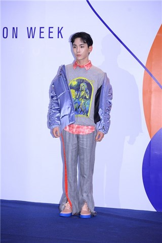 图片说明