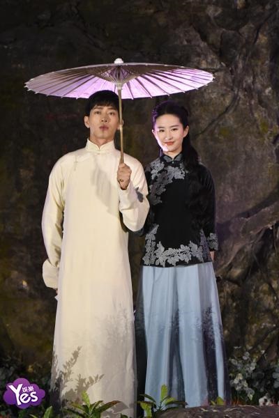 〈Yes 浙江现场〉刘亦菲国民装尽显东方美人气韵 井柏然儒雅现身养眼十足