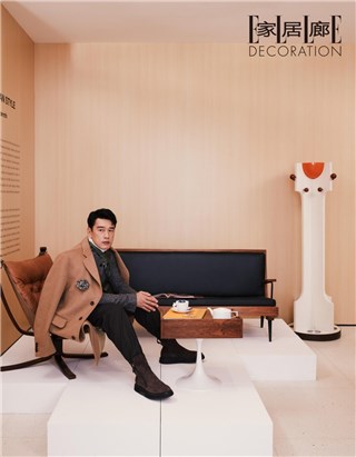 王耀庆登ELLEDECO家居廊开年刊封面 色彩碰撞彰显独特魅力