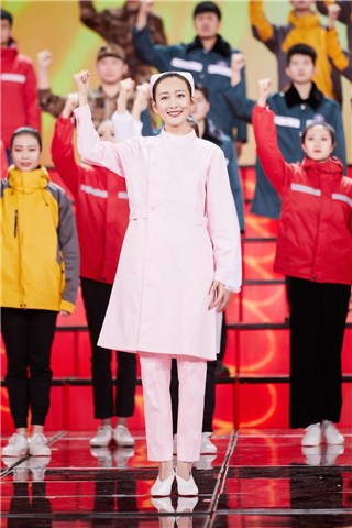 王鸥助阵央视“五一”特别节目  向所有劳动者致敬