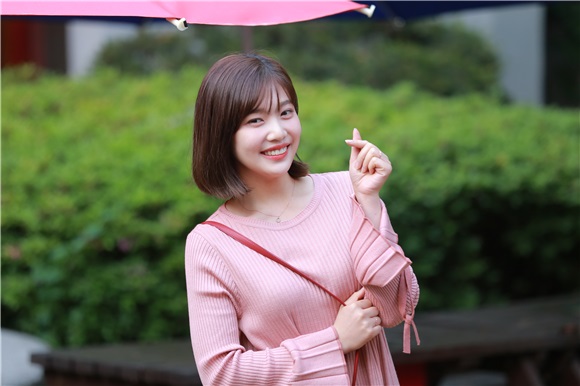 李玹雨、JOY、朴秀荣、李廷镇、李瑞元等出席电视剧《她爱上了我的谎》终映宴