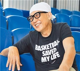 自嫌自己是老家伙很丑！帅了一辈子74岁秦汉讨厌照镜子