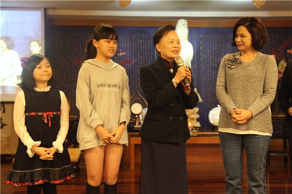 杨贵媚演苏足 演到想撞墙却喊过瘾