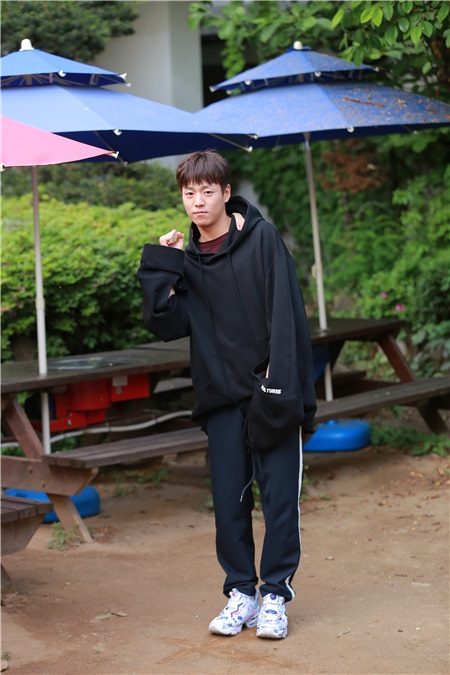 李玹雨、JOY、朴秀荣、李廷镇、李瑞元等出席电视剧《她爱上了我的谎》终映宴