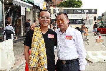 〈Yes香港现场〉欧阳震华大热天拍戏 许绍雄：种瓜得瓜、中暑得暑