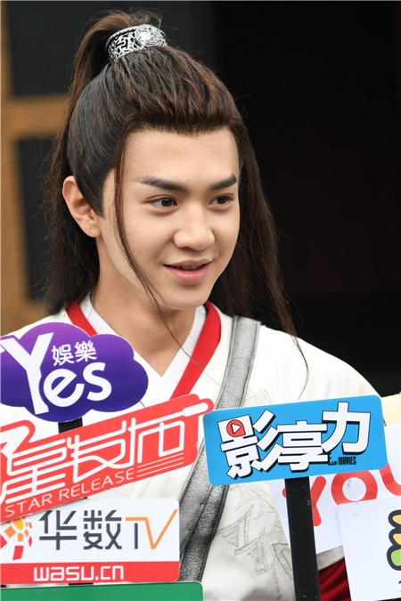 《蜀山战纪2》探班 制片人吴奇隆大胆用新人