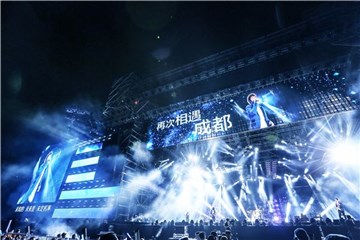 就要粉丝喊「破喉咙」! 五月天再次High翻成都