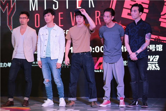 Mr.乐队举办「Mister Forever」狂热音乐发布会