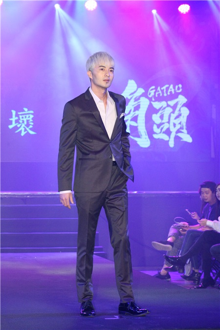 导演颜正国与18位演员首曝光《角头2》电影演员发布会