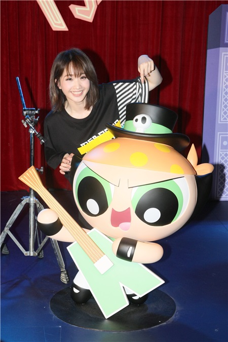 朱俐静出席飞天女神特展