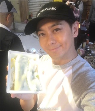 林志颖哥哥摆摊卖肠粉 林志颖称全家都不想沾他光