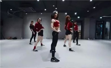 全球最具人气“舞红”May J Lee