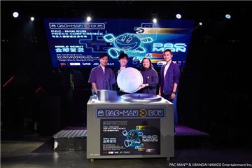 (从左至右:王磊、山田大辅、郑玉鸿、夏智斌)