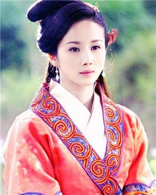 曾有“第一古典美女”美称退圈4年晒近照   网友咋舌：这脸一言