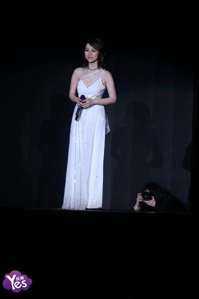 邓紫棋演唱会最终场完美落幕 安可曲《我只在乎你》惊艳粉丝