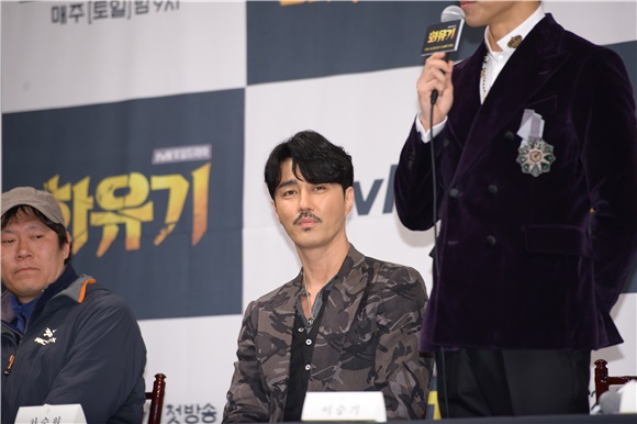 李昇基、车胜元等出席tvN电视台新剧《花游记》媒体发布会