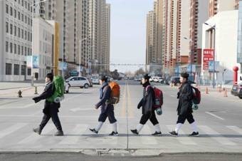 为弘法走钢索《少年问道》跨海报名金马奖