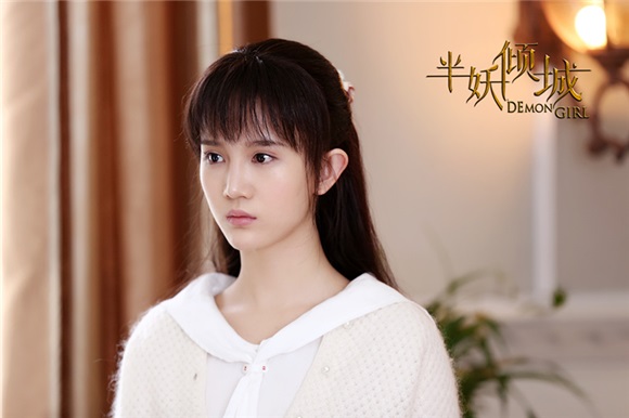 成梓宁轻松驾驭双重人格 演技成熟受瞩目