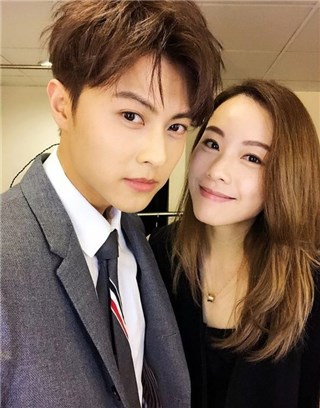 邓丽欣首发声力挺邱胜翊  曝王子私下为人：非常好的男生