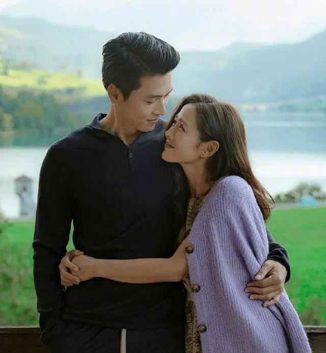 孙艺珍产后复出首拍片 玄彬“宠妻”送老婆爱心应援餐车