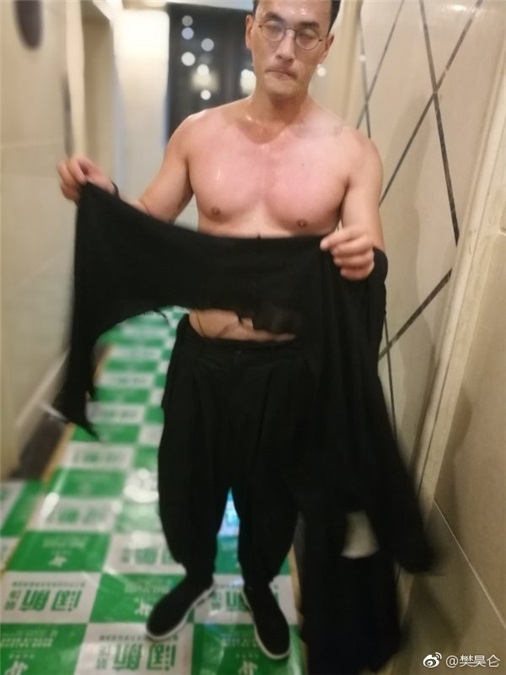 樊昊仑发文力挺赫子铭 称没有夸大其词疑还有猛料