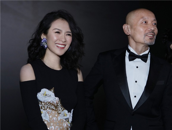 罗曼蒂克首映口碑佳 章子怡新造型亮眼