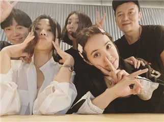 蔡依林约饭三大咖最后买单   糗掏健保卡结账