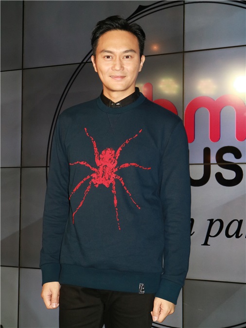 张智霖、郑融、雨侨等出席《HMV Music发布会》活动