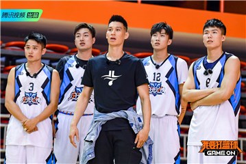 林书豪带队迎战国家队