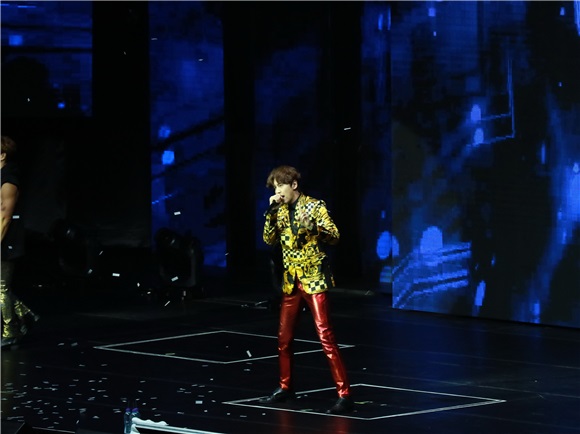 《Running Man》成员宋智孝、李光洙、金钟国、刘在锡、HaHa、池锡辰澳门举行「RUNNING MAN 2017 LIVE TOUR」亚洲巡回粉丝见面会