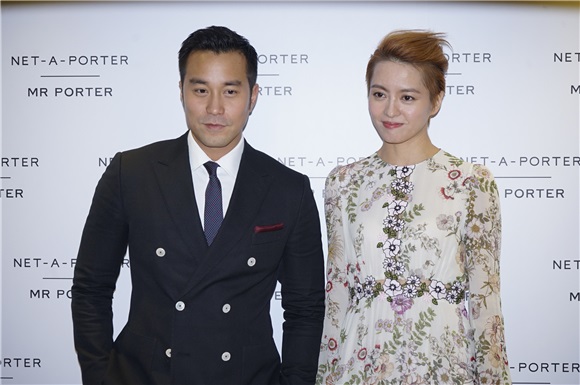 张孝全、梁咏琪出席网店活动