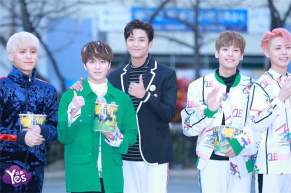 〈Yes 首尔现场〉NCT-U、gugudan出席《音乐银行》上班路