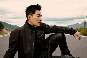任贤齐睽违10年推出全新单曲 《在路上》2022年末霸气启程