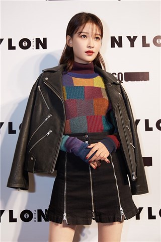 孙怡活动派对无缝衔接  或紫衣仙子或摩登女郎