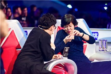 小魔王你看看,魔方是不是这麽拧的