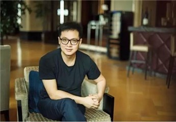 制片人:吴志非