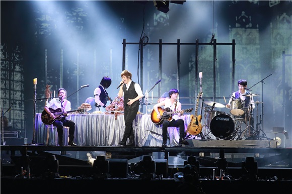 五月天《JUST ROCK IT 2016就是演唱会》台北站