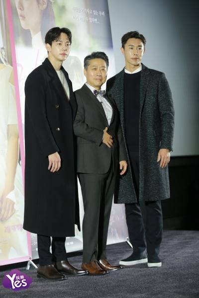 〈Yes 首尔现场〉郑彩妍、SanE、ChiPu等出席电影《恋爱符号》媒体试映会