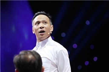 《笑声传奇》蔡明作品斩获全场最高票  宋小宝力挺“新锐笑匠”：我每一票都投给他们