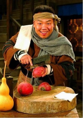 食神姜超化身「鸭大厨」现身 唤醒舌尖上的跑男团