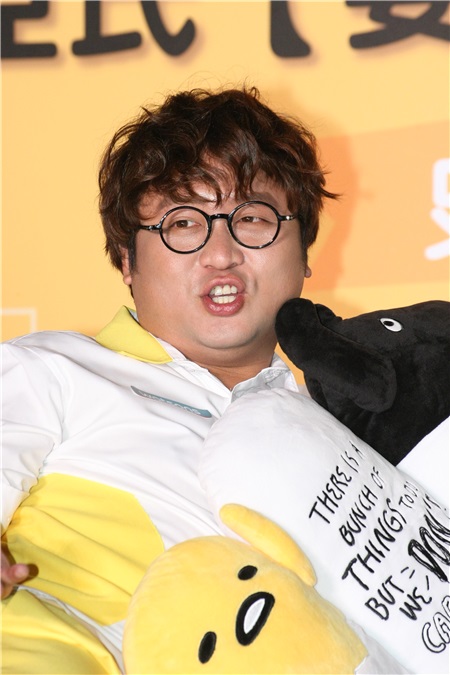 曾之乔、纳豆出席屈臣氏活动